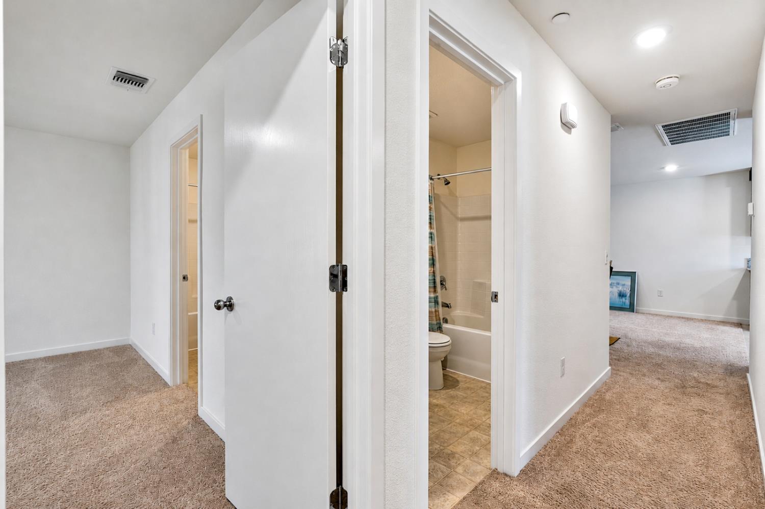 677 Mackenzie Ct, Merced, CA 95341