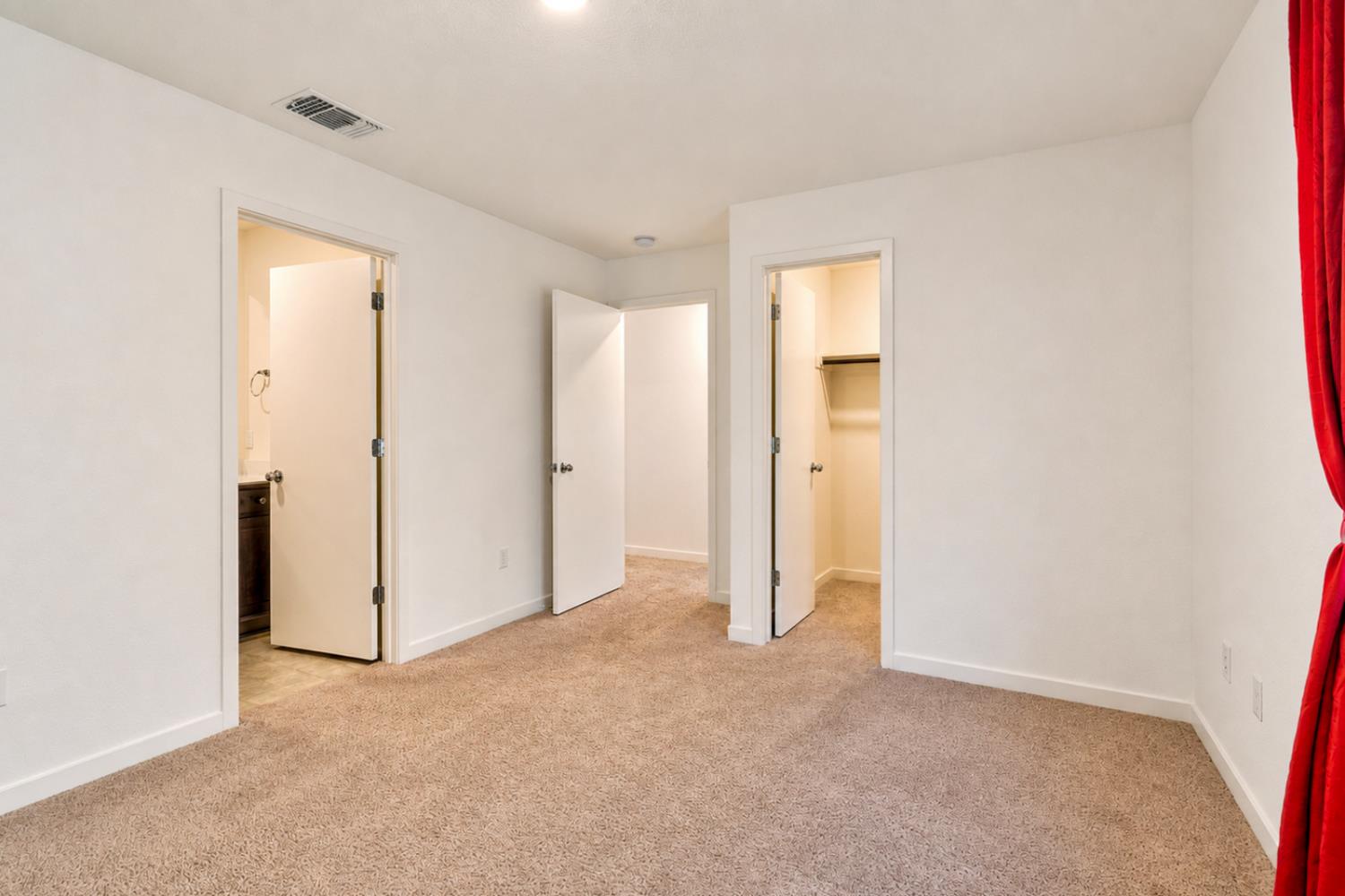 677 Mackenzie Ct, Merced, CA 95341