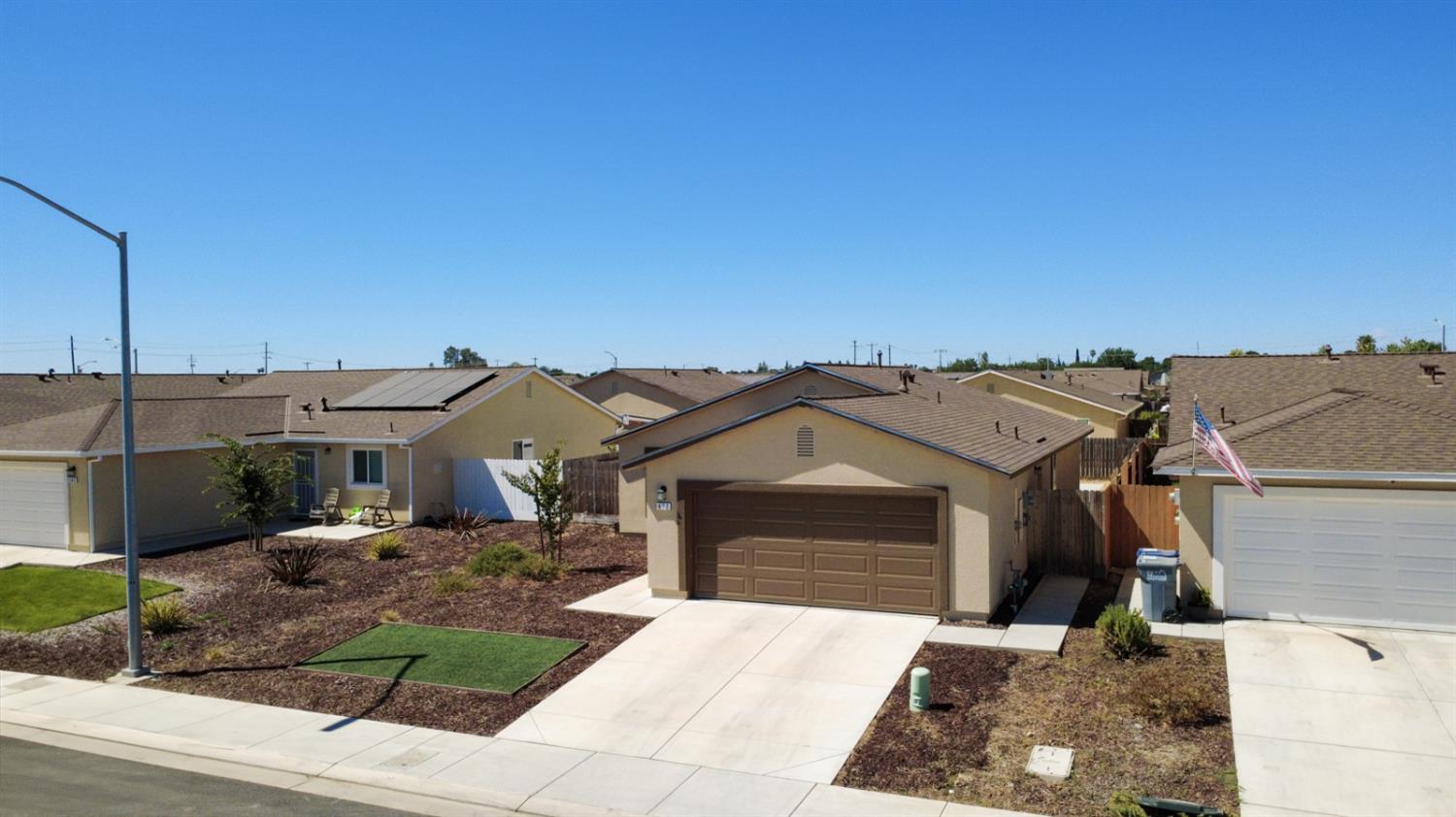 677 Mackenzie Ct, Merced, CA 95341