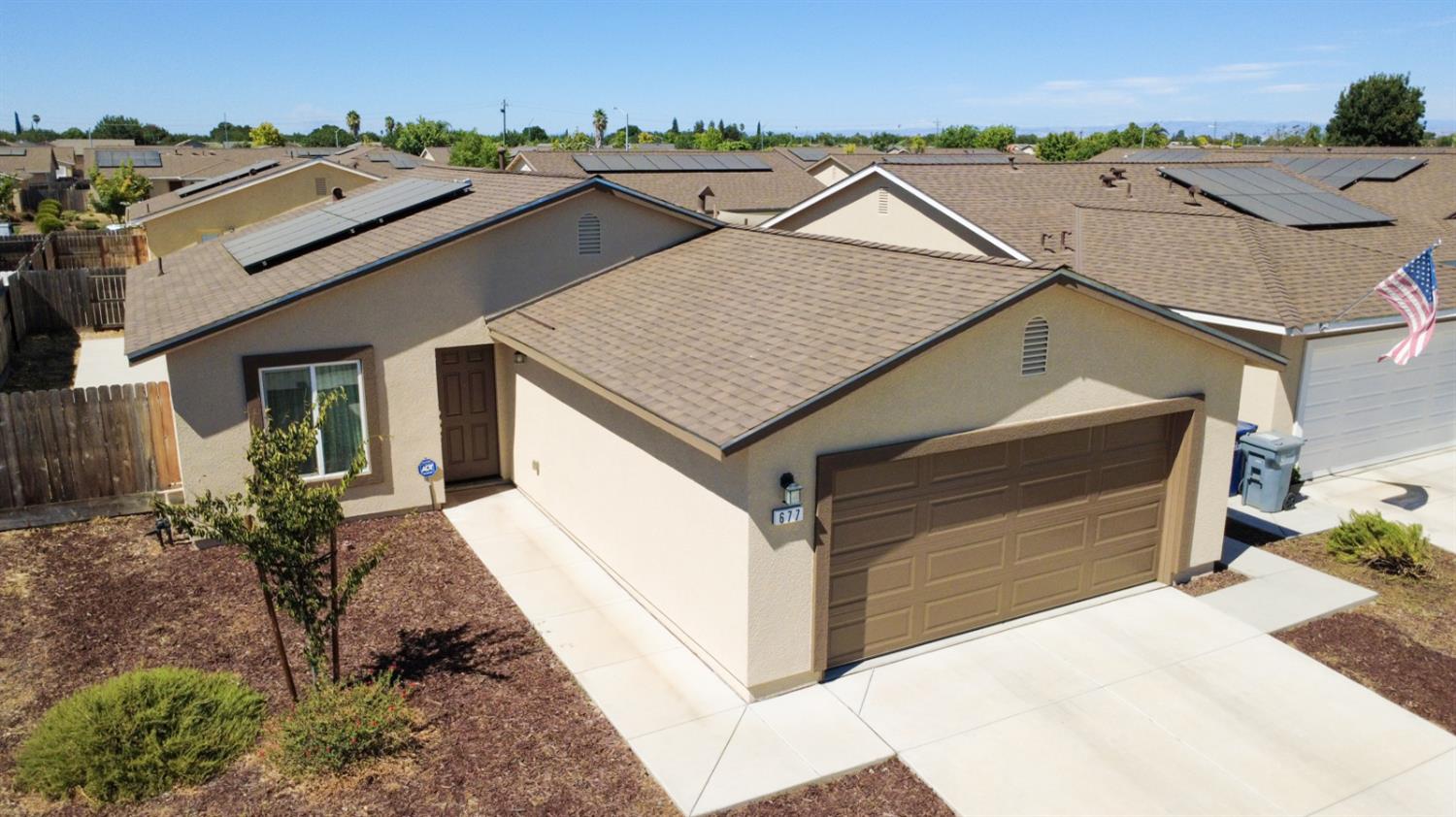 677 Mackenzie Ct, Merced, CA 95341
