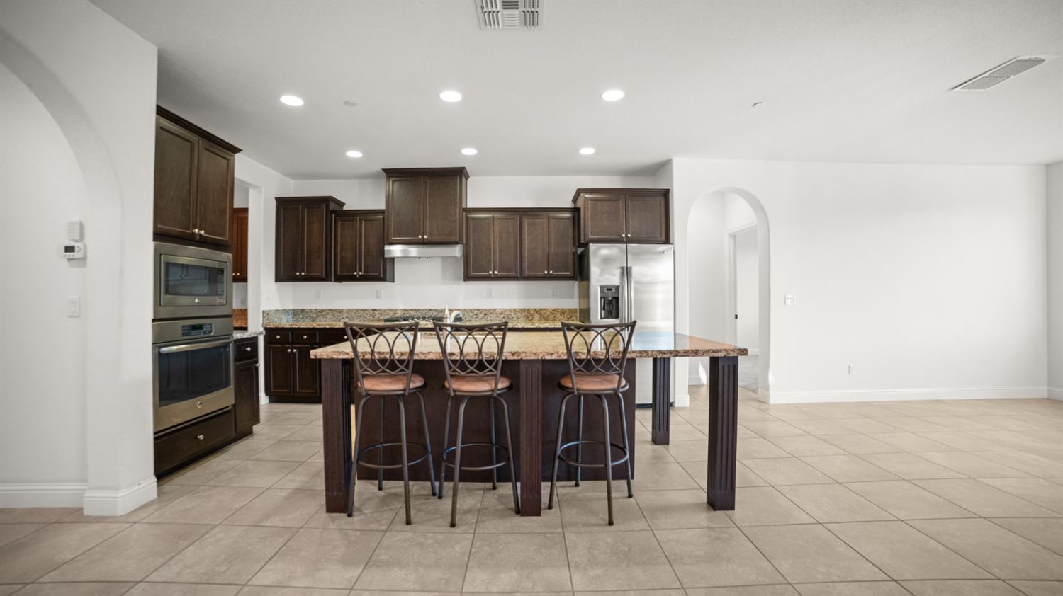 3931 Aplicella Ct, Manteca, CA 95337