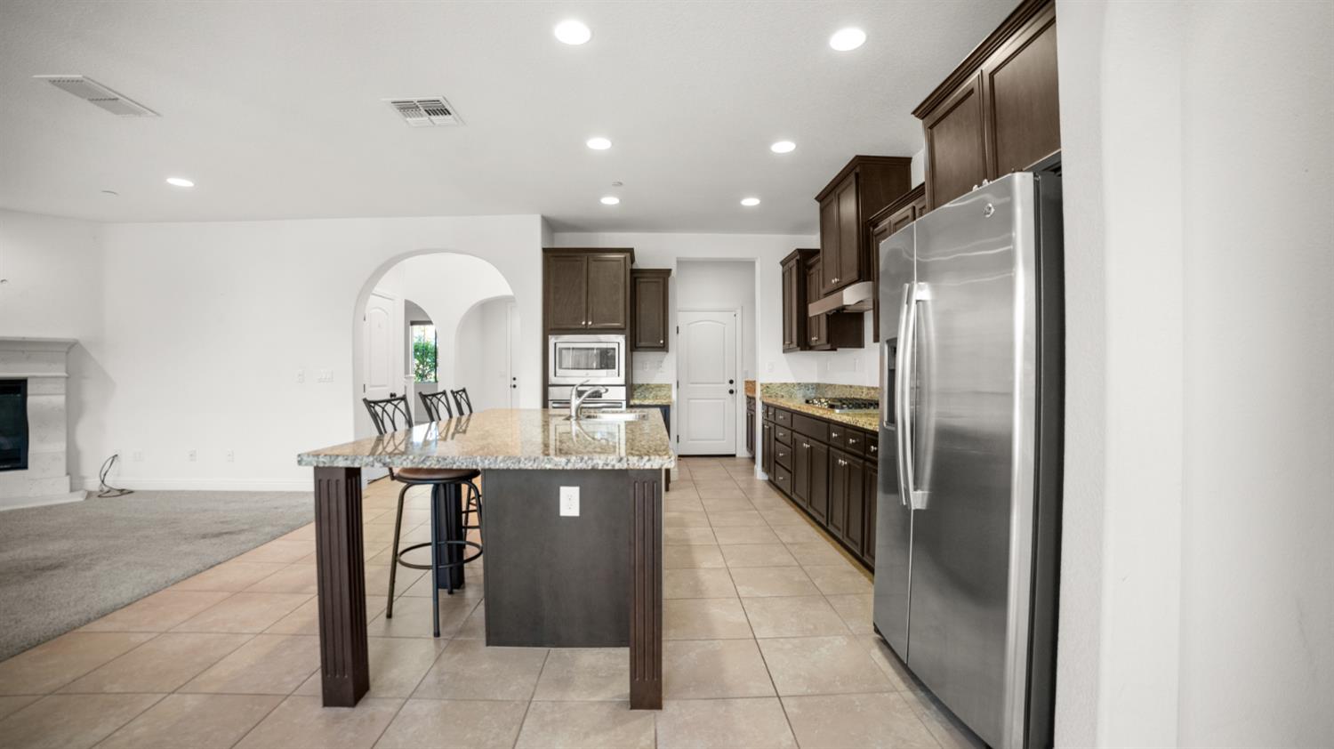 3931 Aplicella Ct, Manteca, CA 95337