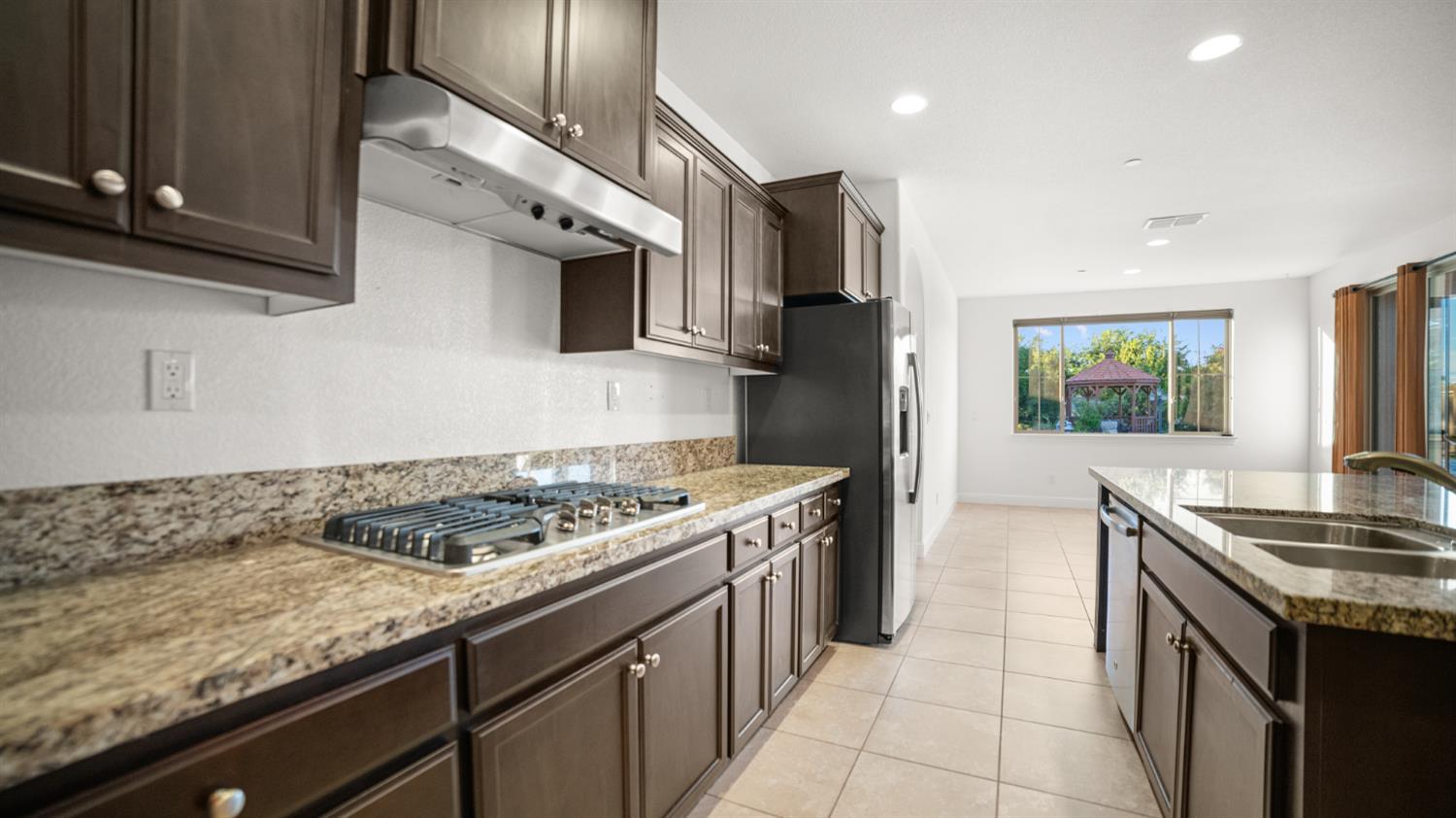 3931 Aplicella Ct, Manteca, CA 95337