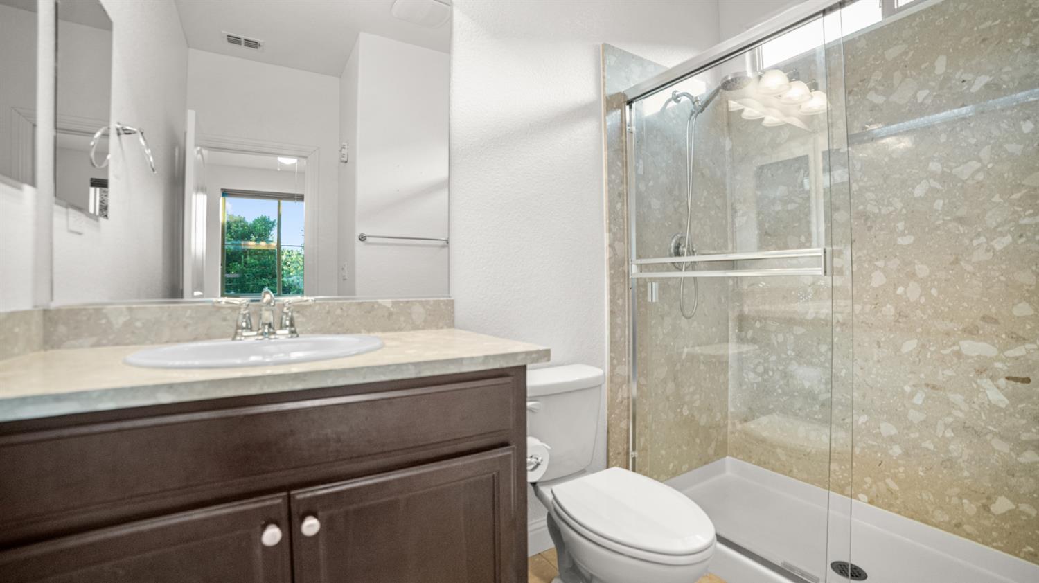3931 Aplicella Ct, Manteca, CA 95337