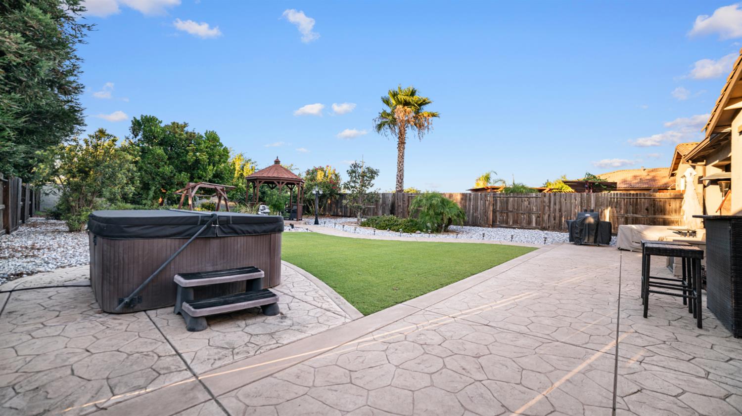 3931 Aplicella Ct, Manteca, CA 95337