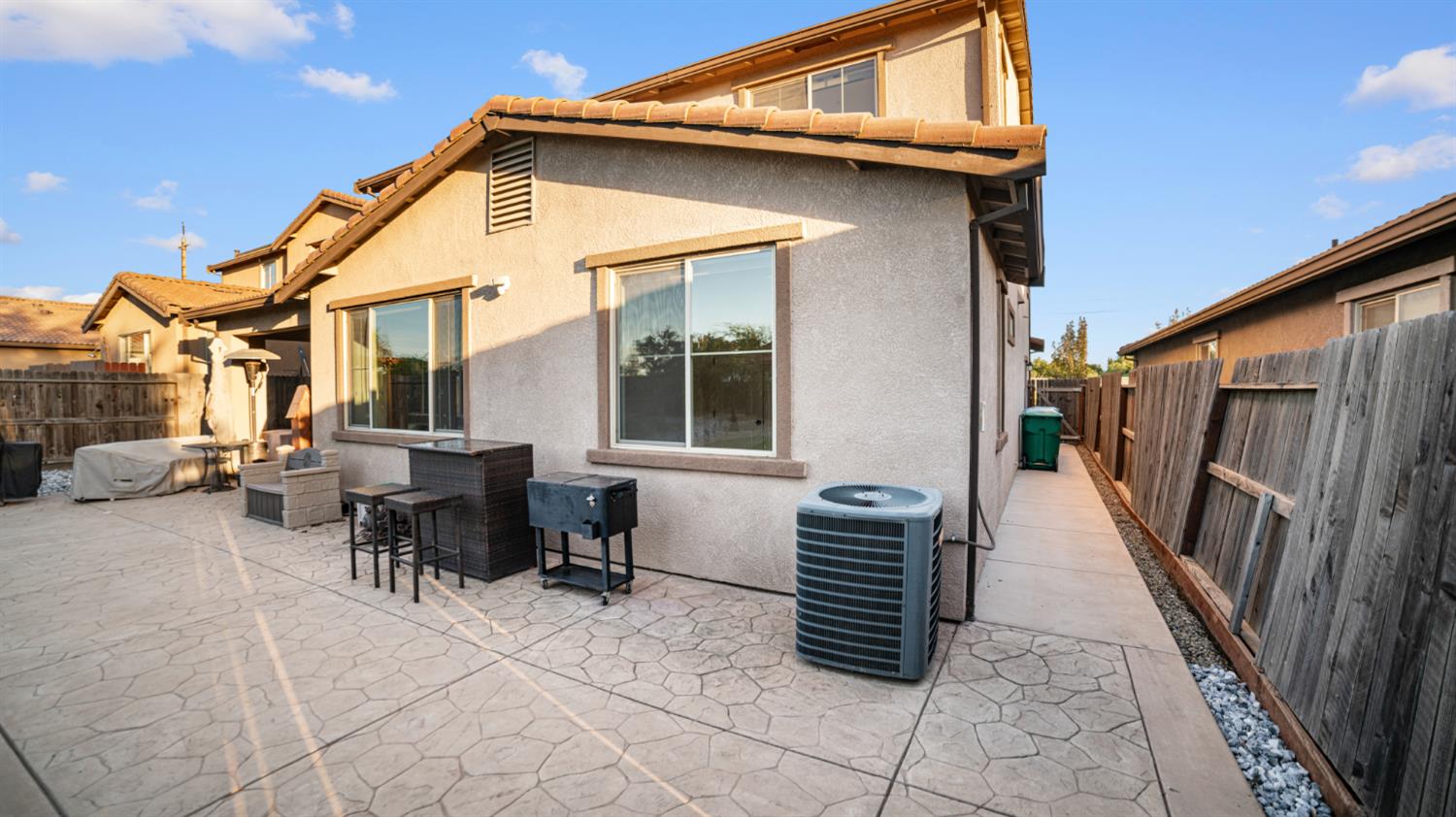 3931 Aplicella Ct, Manteca, CA 95337