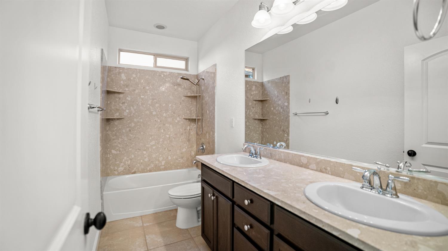 3931 Aplicella Ct, Manteca, CA 95337