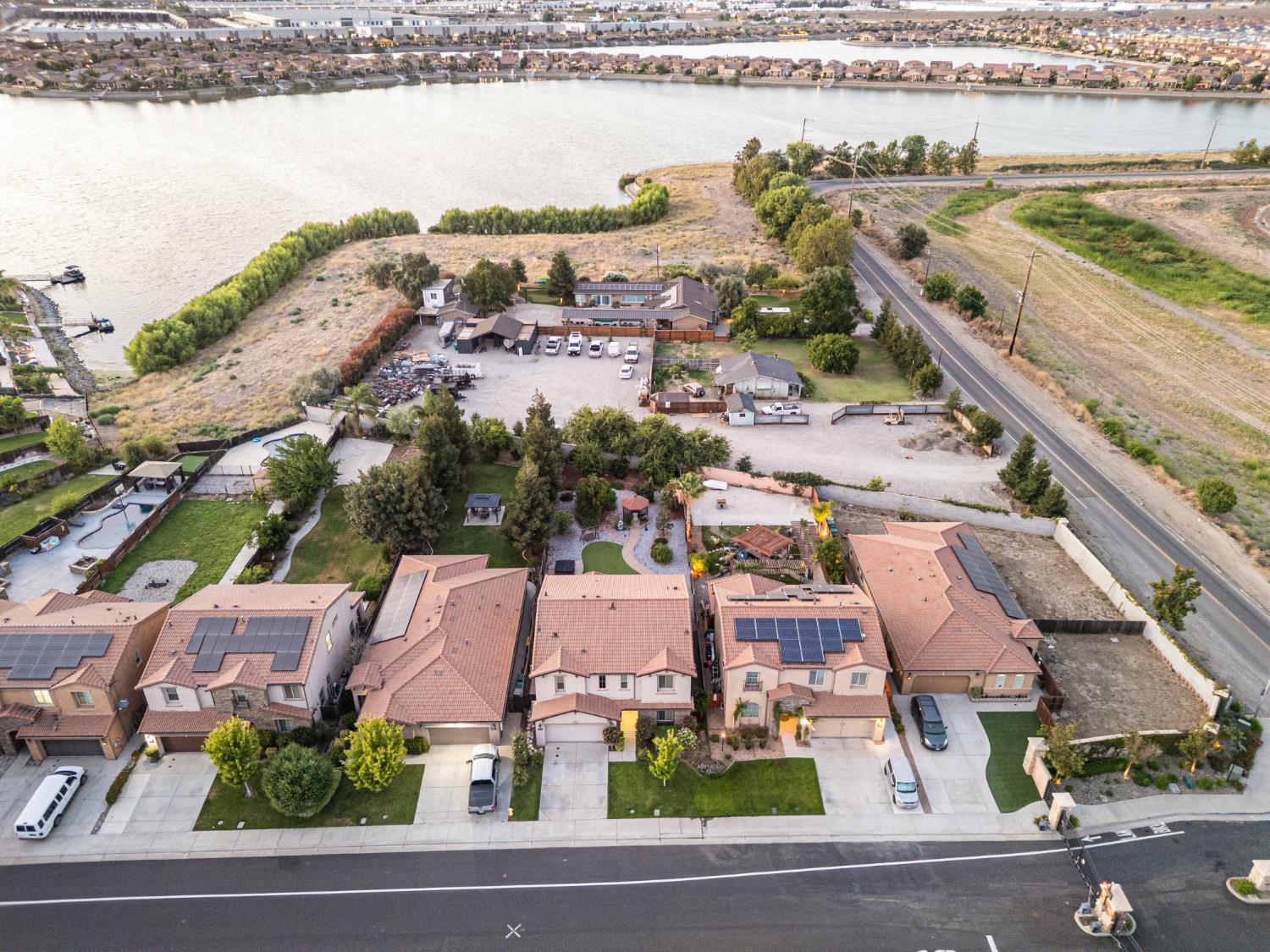 3931 Aplicella Ct, Manteca, CA 95337