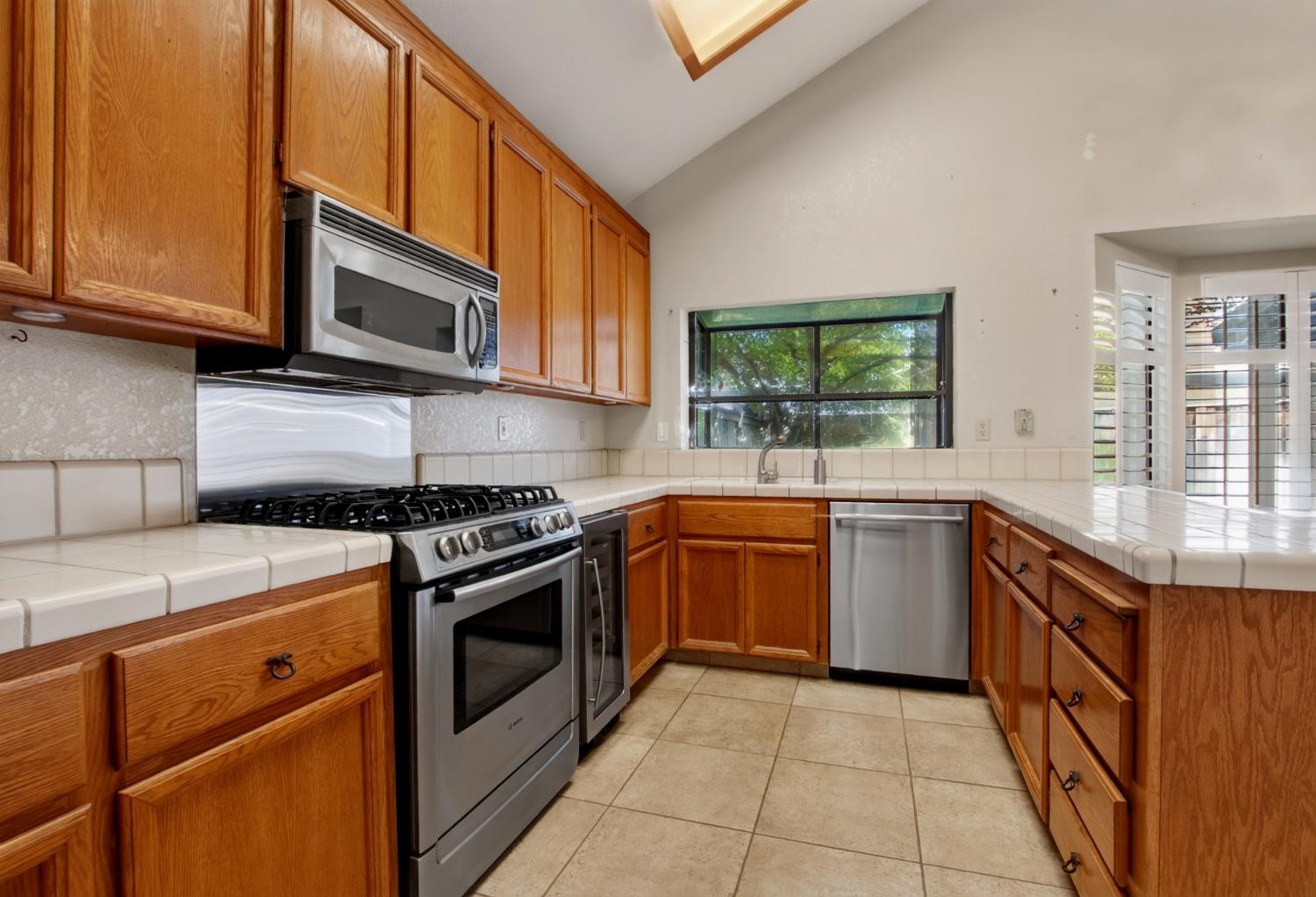 822 River Ave, Oakdale, CA 95361