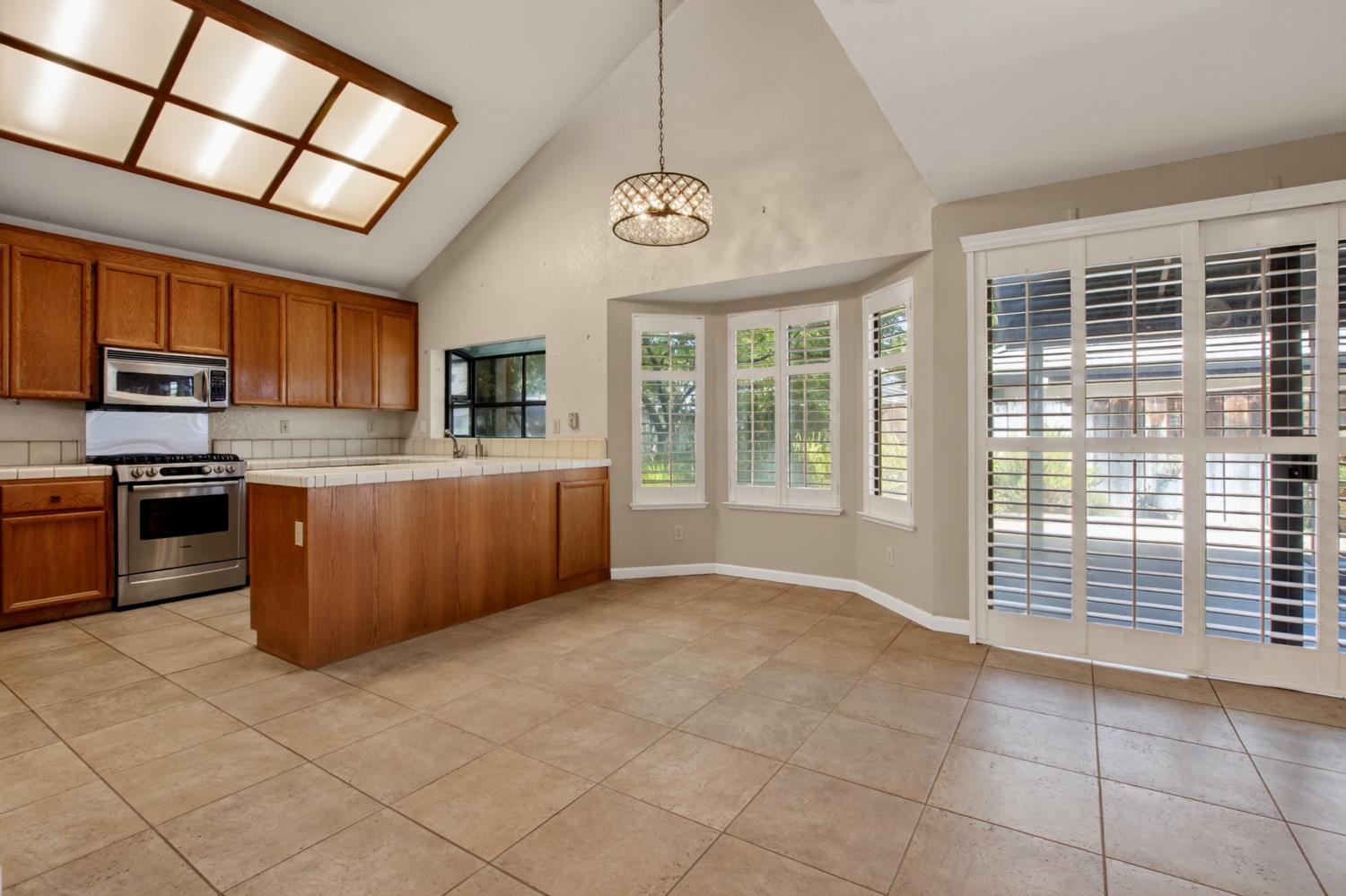 822 River Ave, Oakdale, CA 95361