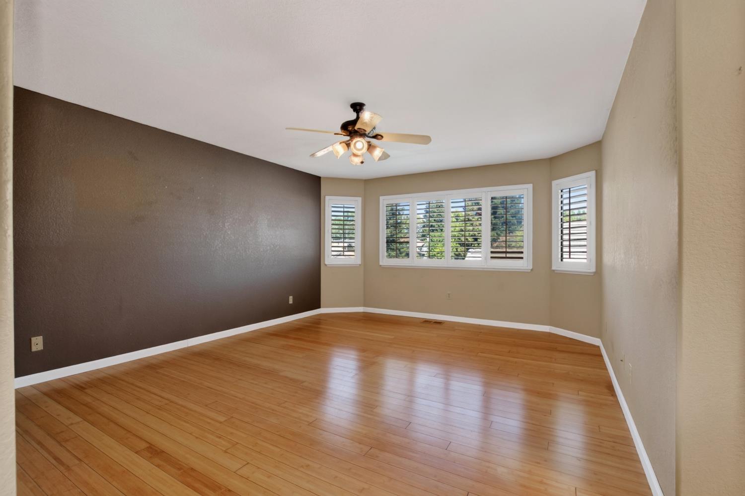 822 River Ave, Oakdale, CA 95361