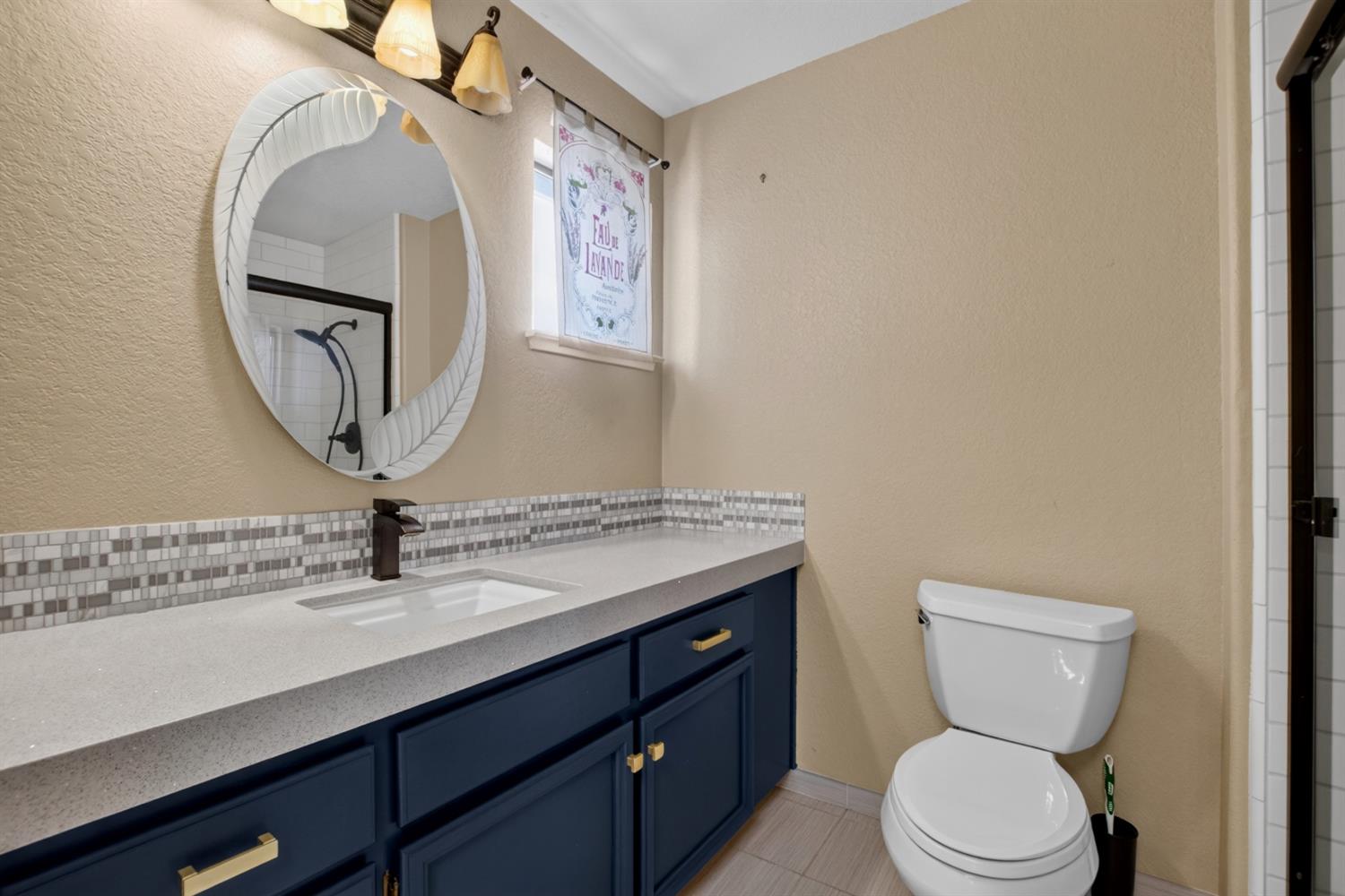 822 River Ave, Oakdale, CA 95361
