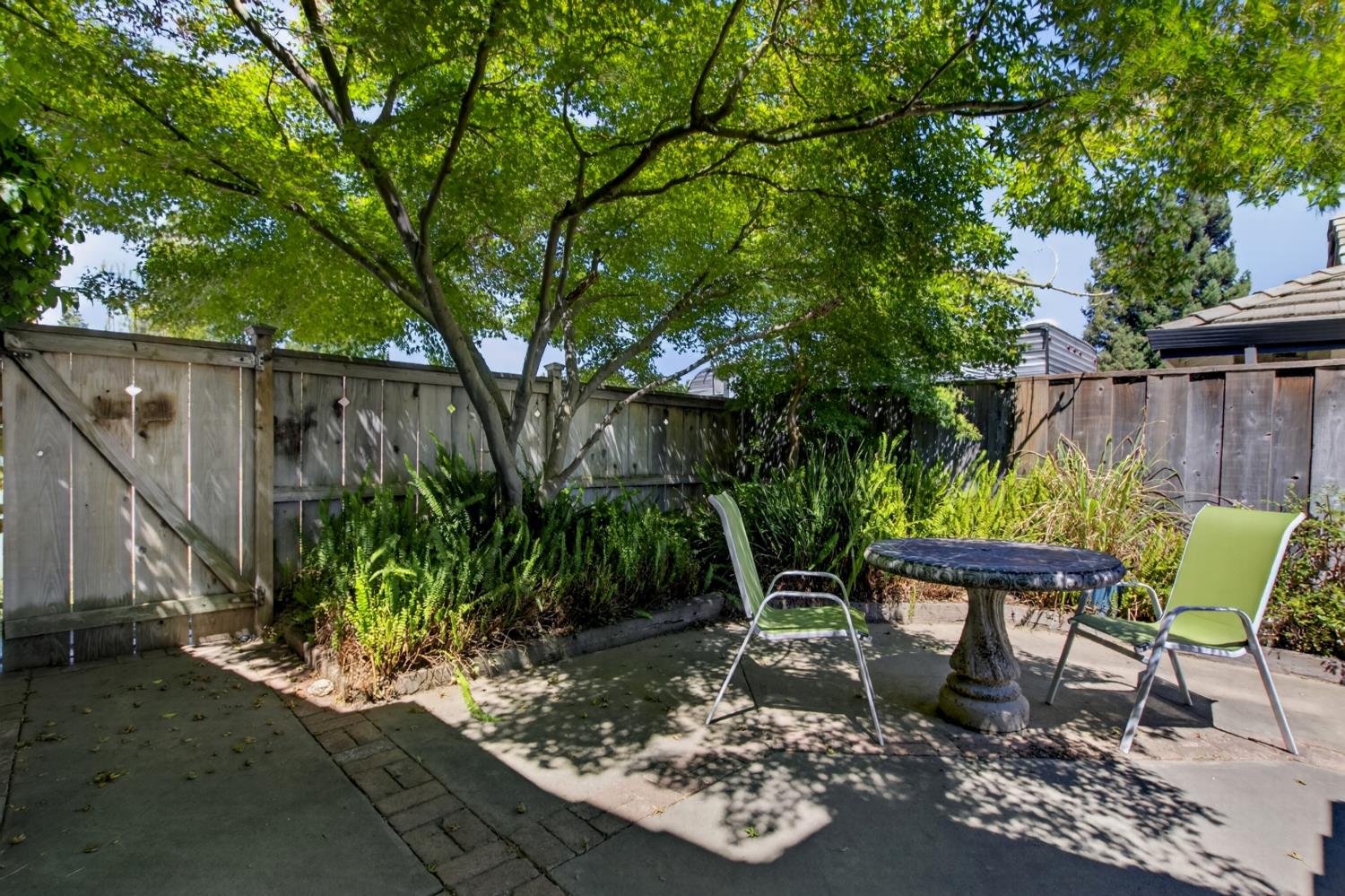 822 River Ave, Oakdale, CA 95361