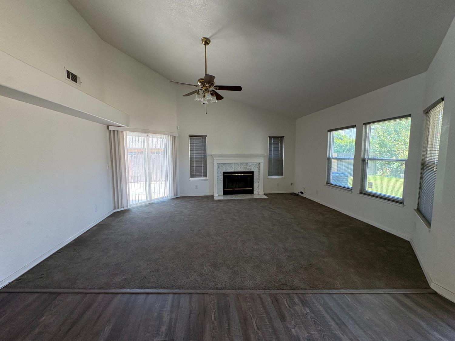 877 Mission Ridge Dr, Manteca, CA 95337