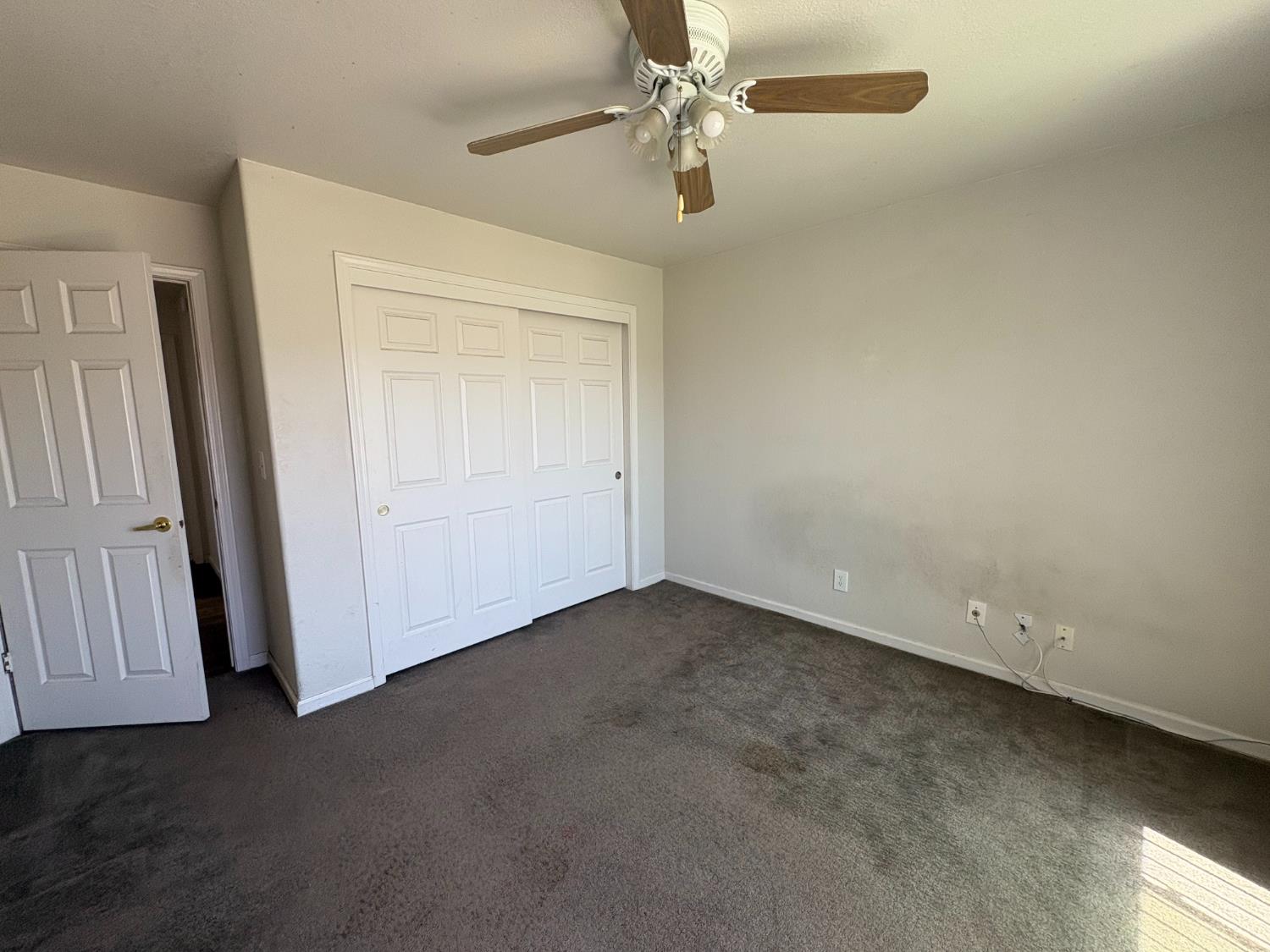 877 Mission Ridge Dr, Manteca, CA 95337