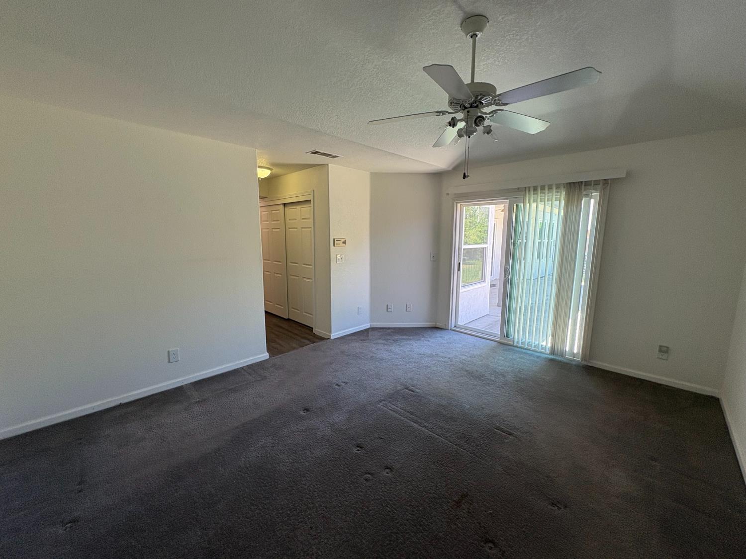 877 Mission Ridge Dr, Manteca, CA 95337