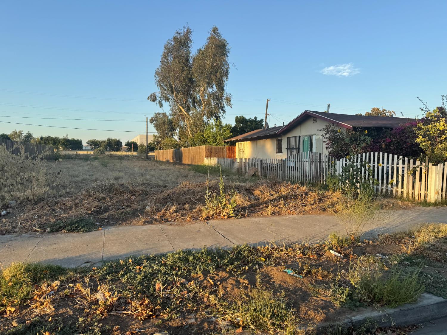 1730 C St, Fresno, CA 93706