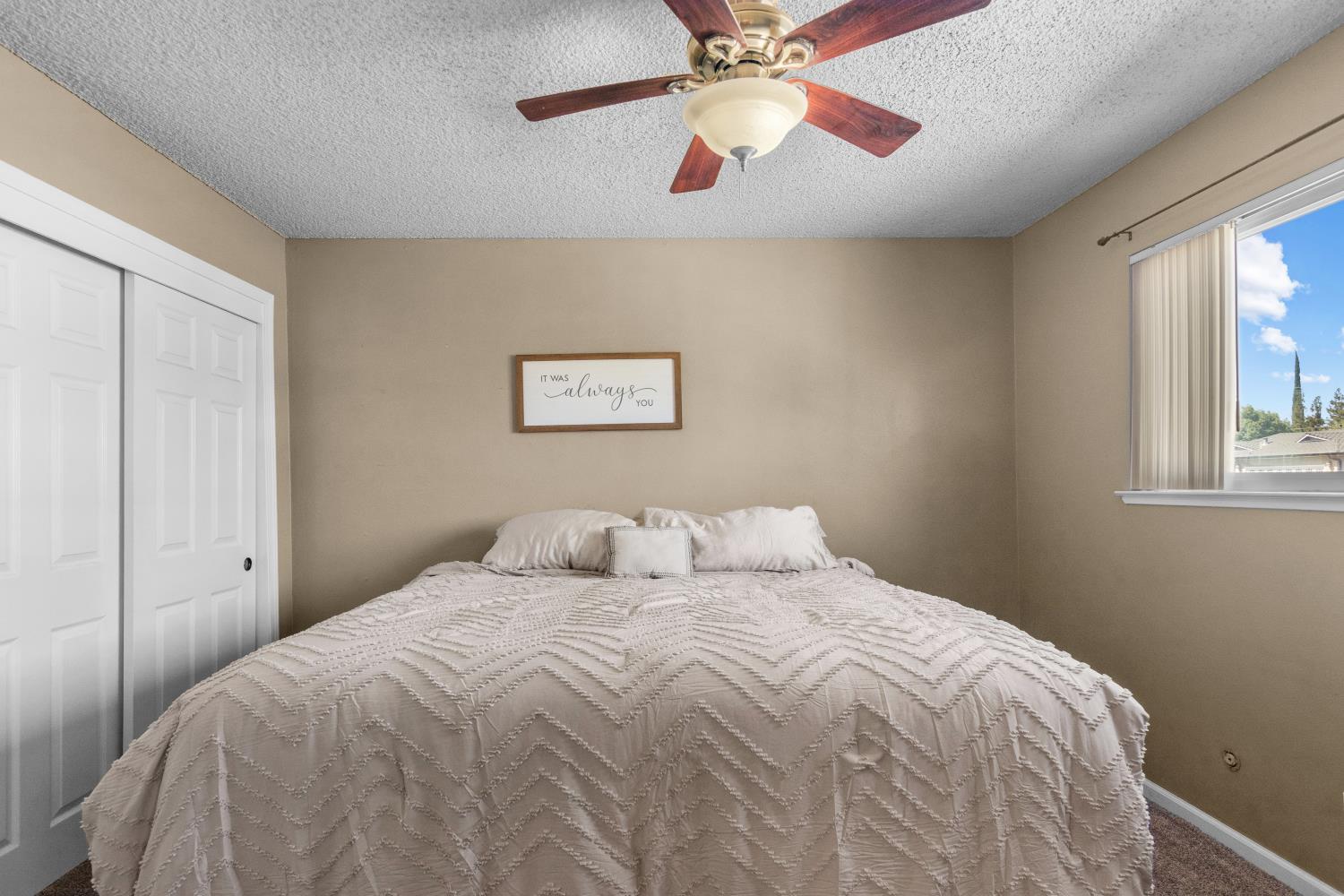 556 Del Rio Cir, Oakdale, CA 95361