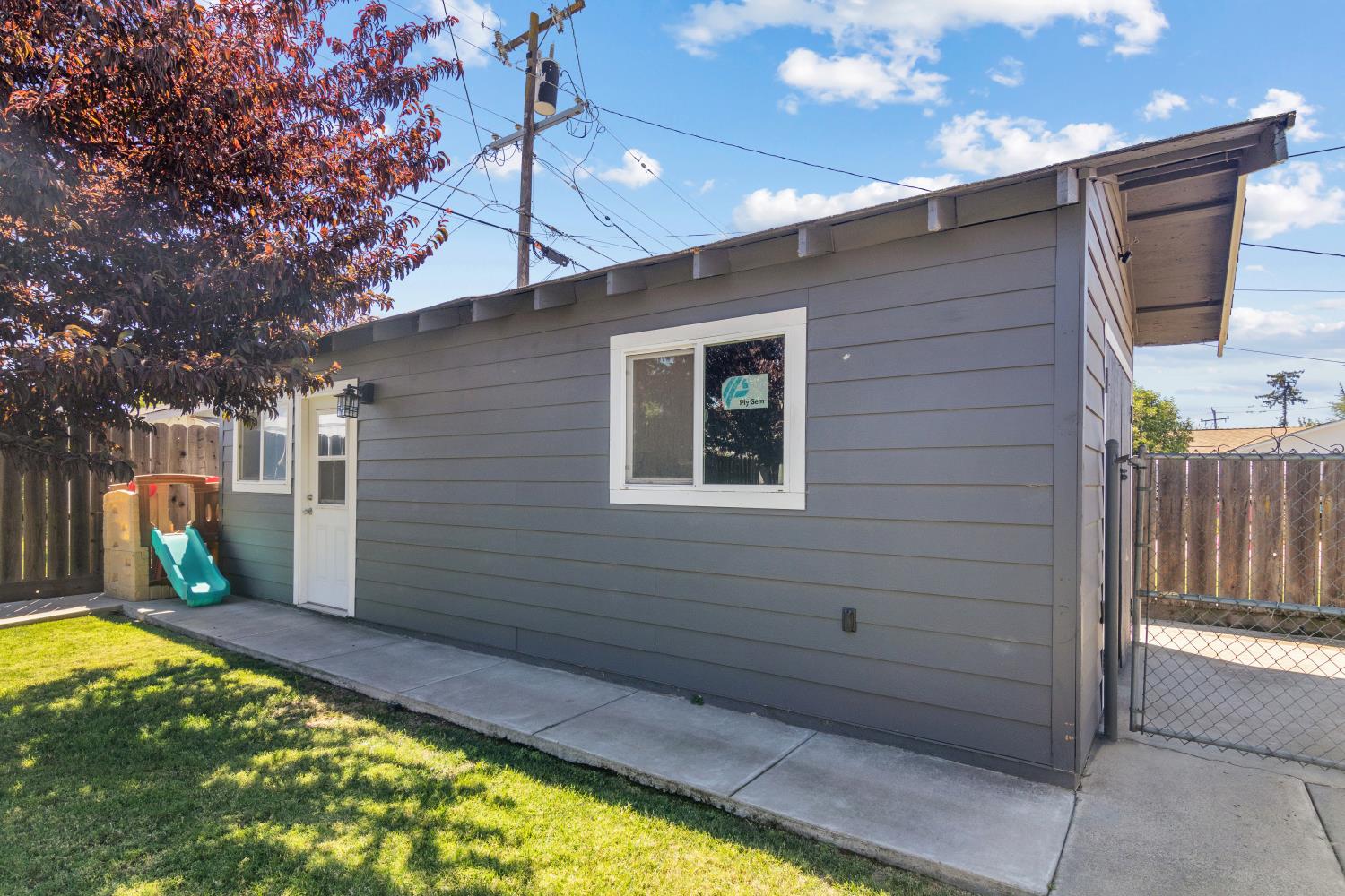 556 Del Rio Cir, Oakdale, CA 95361