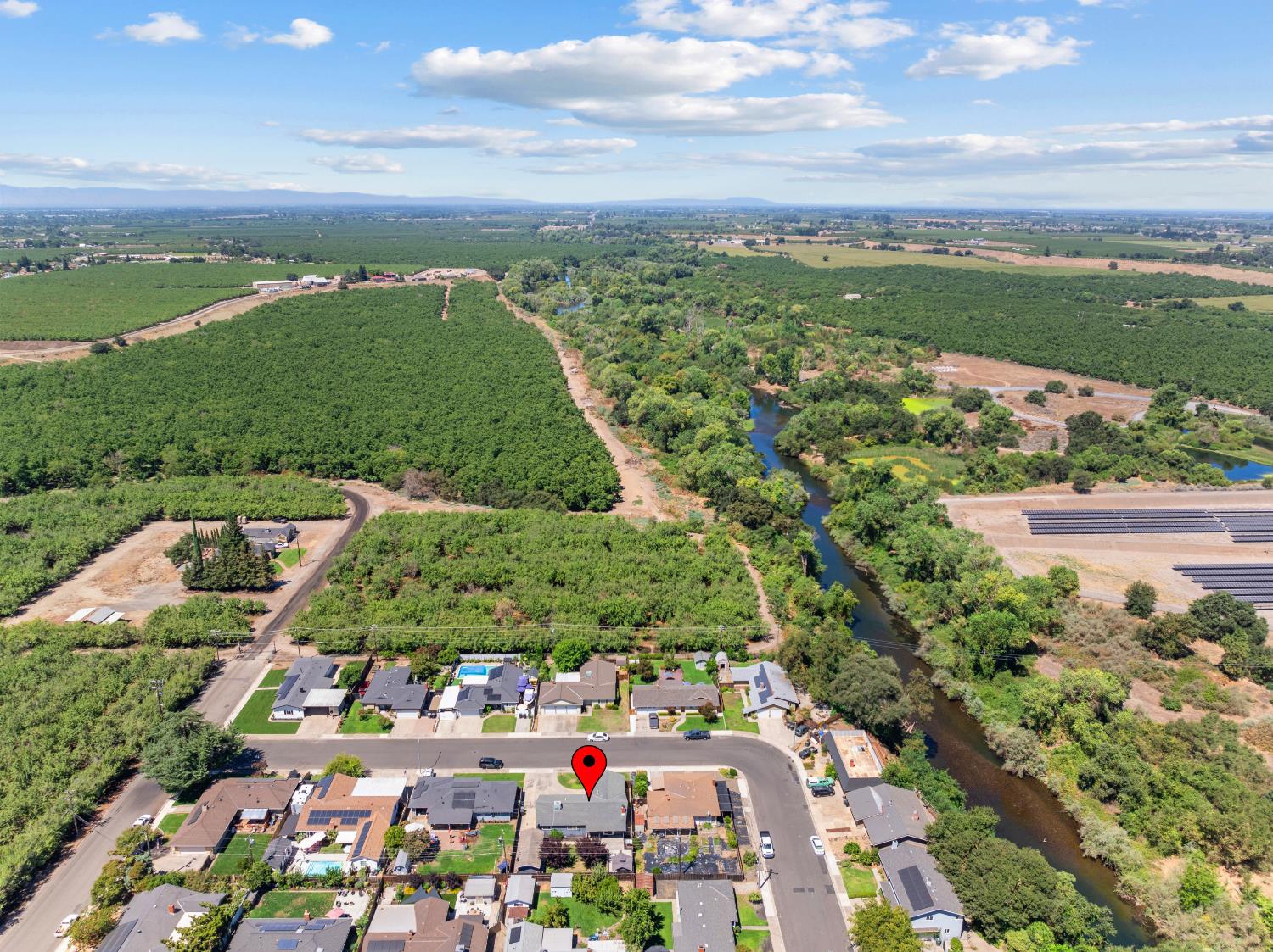 556 Del Rio Cir, Oakdale, CA 95361
