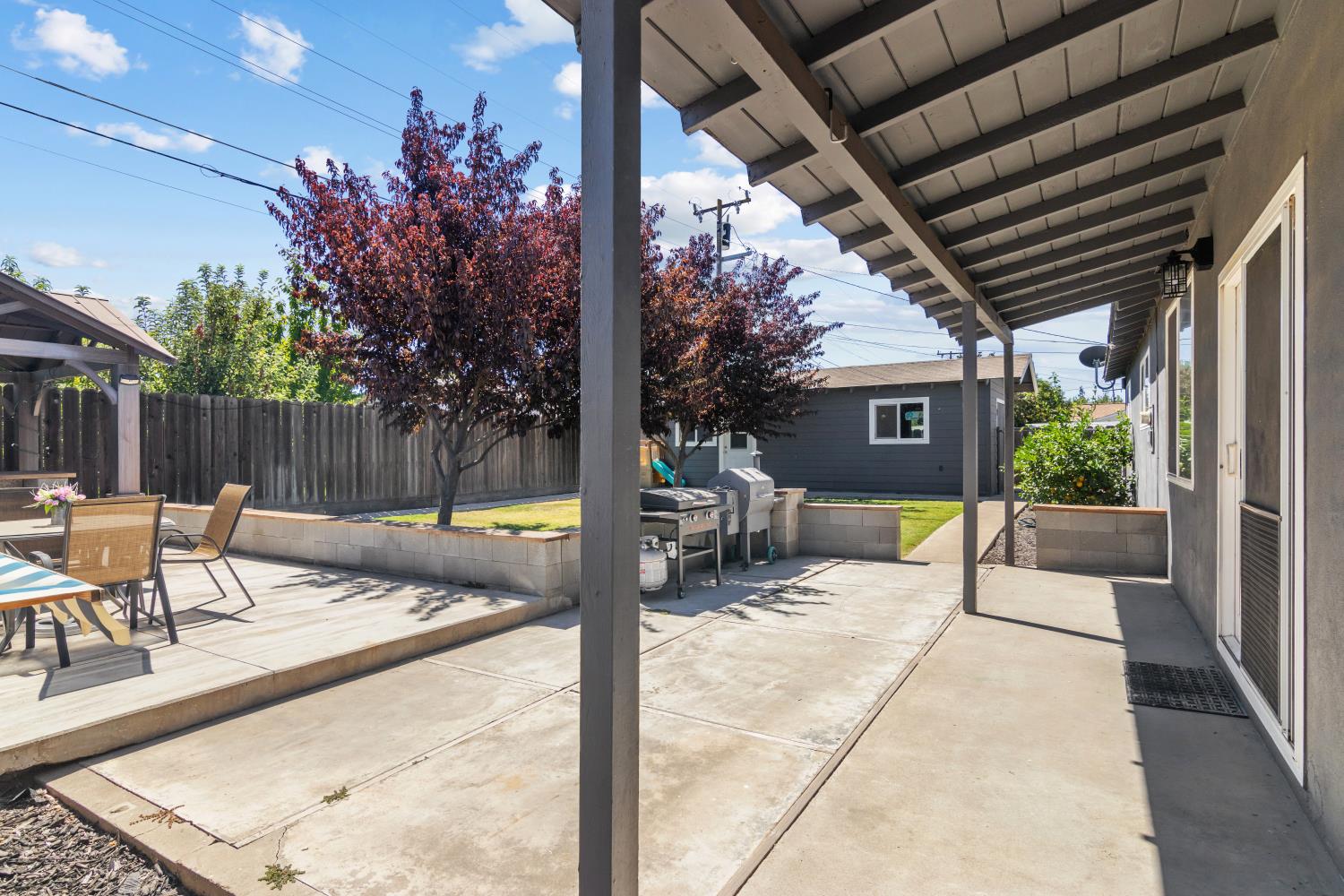 556 Del Rio Cir, Oakdale, CA 95361