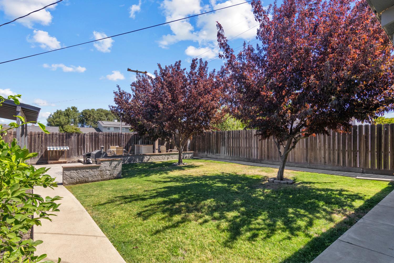 556 Del Rio Cir, Oakdale, CA 95361