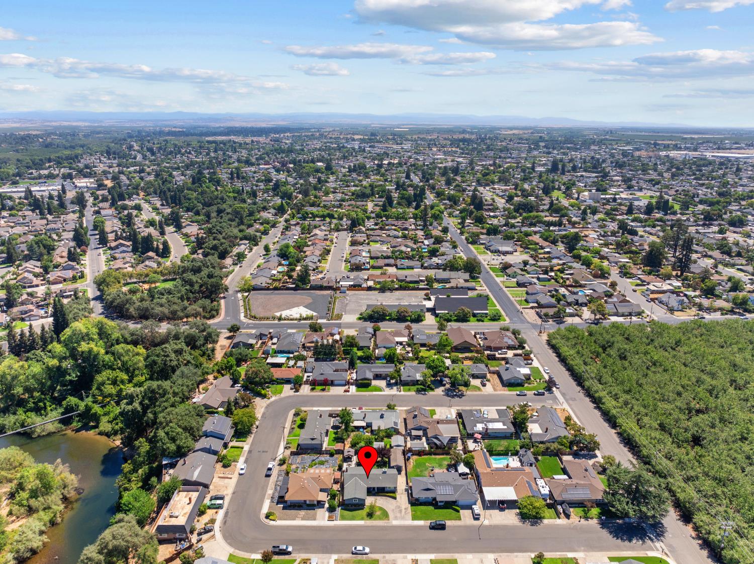 556 Del Rio Cir, Oakdale, CA 95361