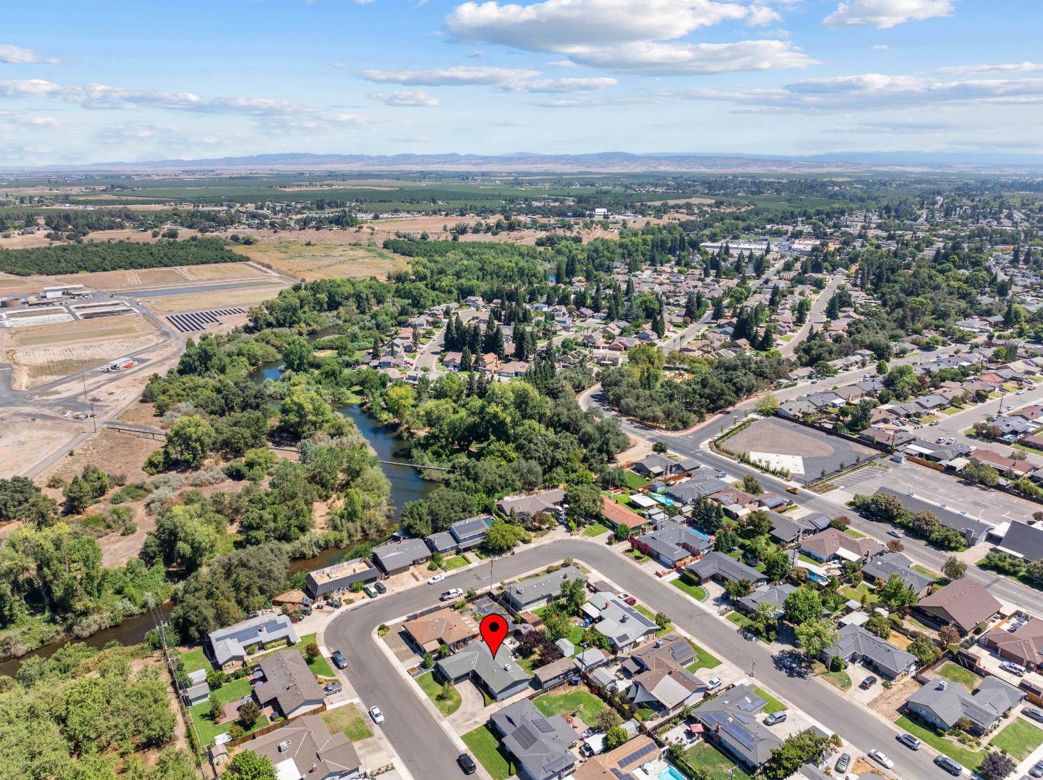 556 Del Rio Cir, Oakdale, CA 95361