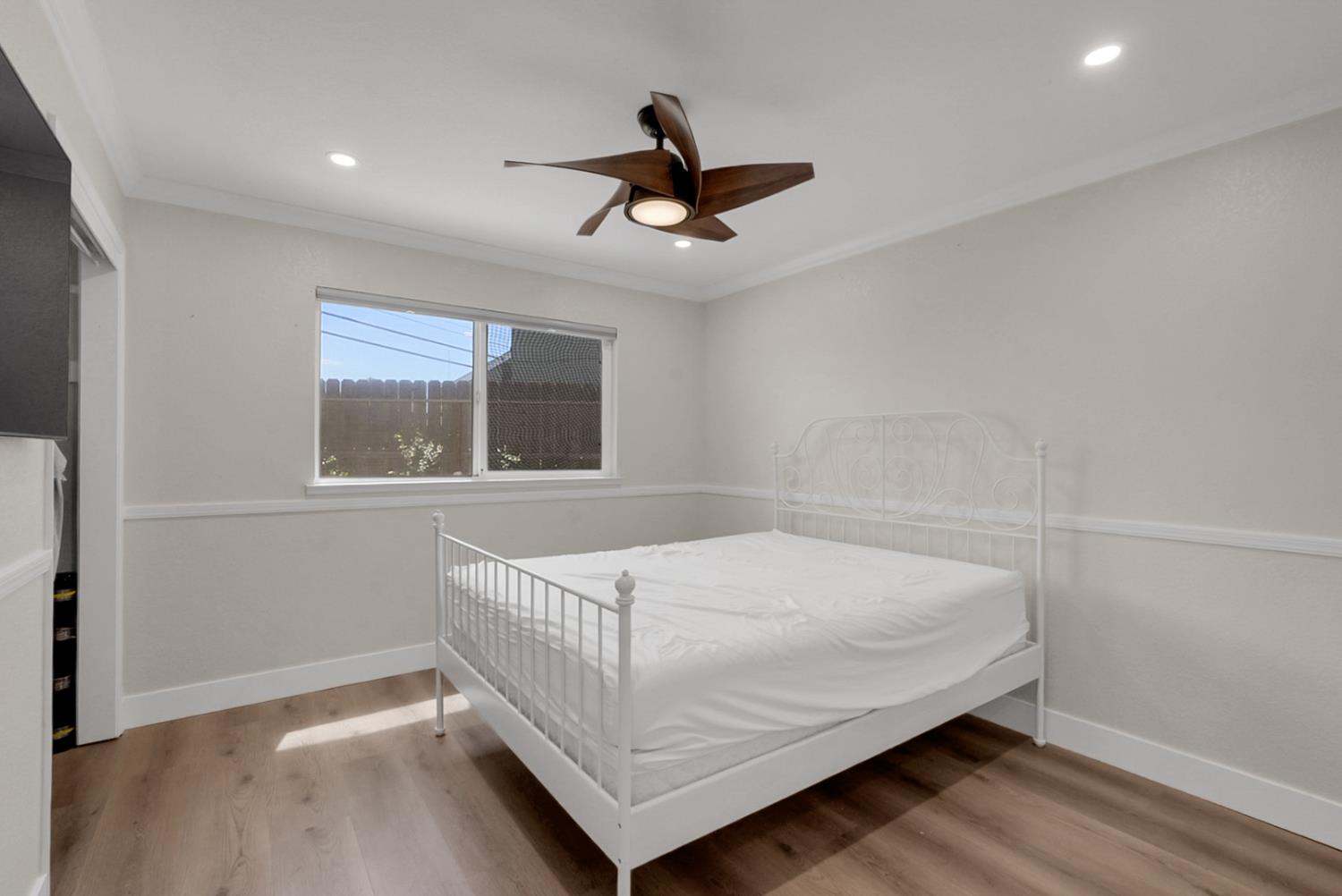 2121 Eastwood Ct, Modesto, CA 95355