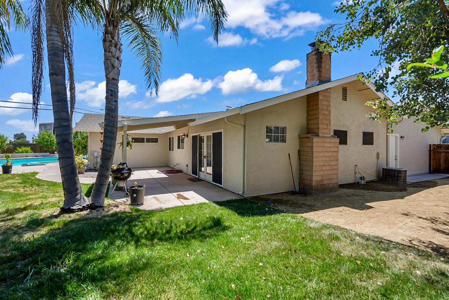 2121 Eastwood Ct, Modesto, CA 95355