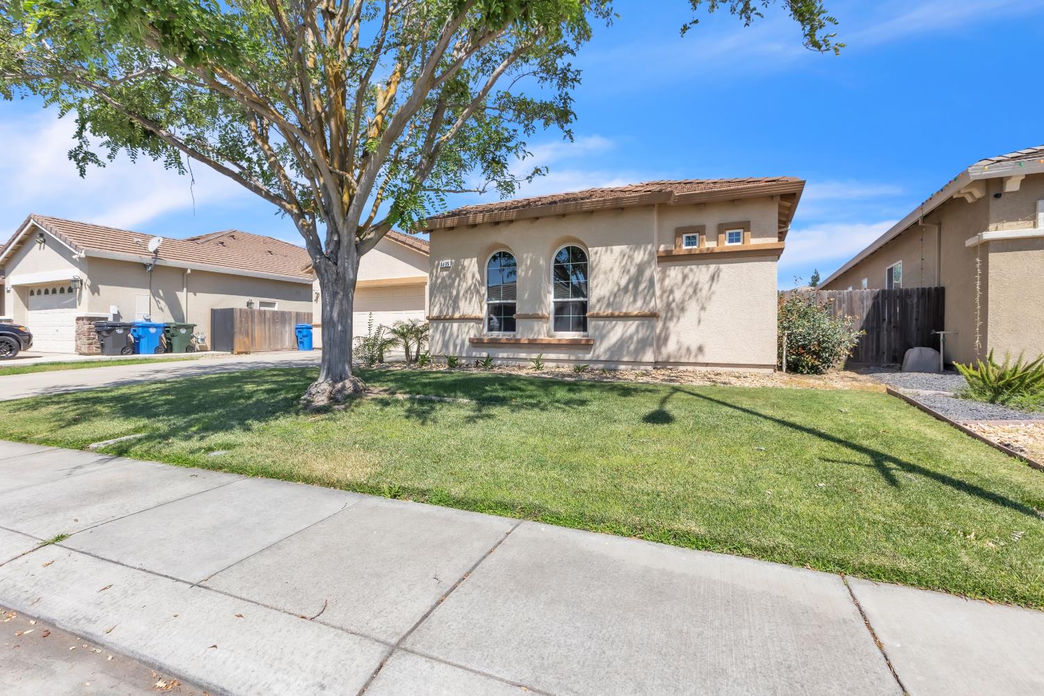 1945 Vasco St, Manteca, CA 95337