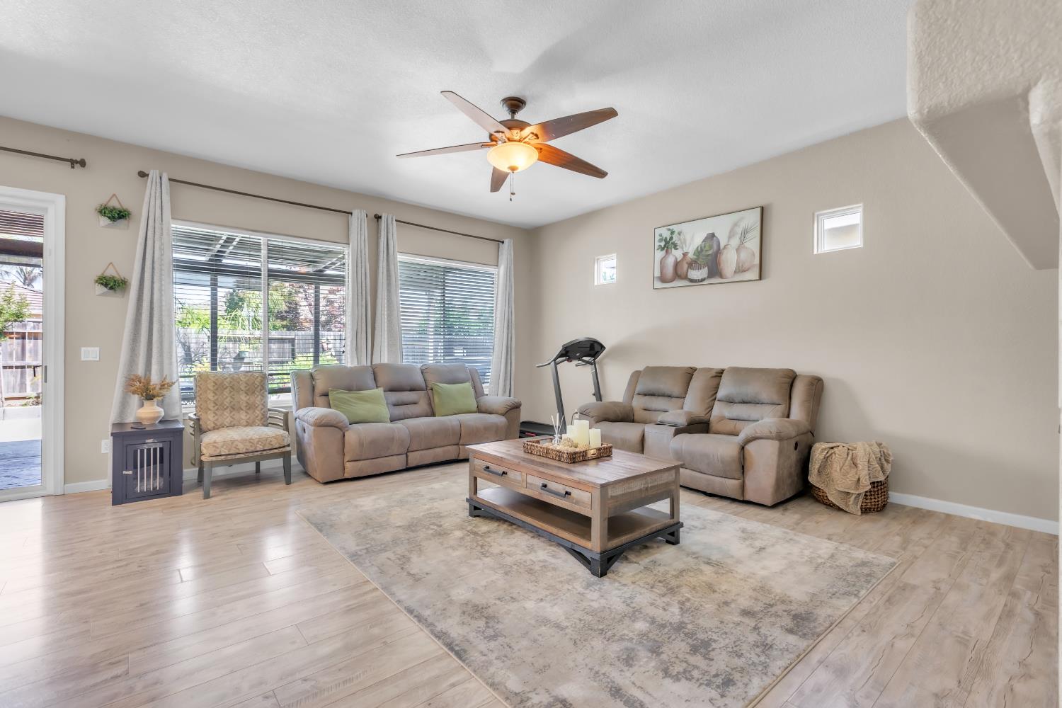 1945 Vasco St, Manteca, CA 95337