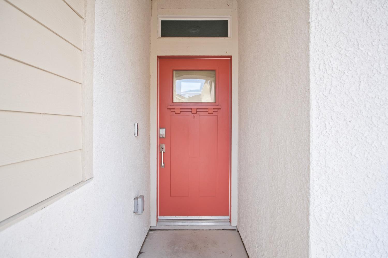 2455 Explorador Dr, Merced, CA 95340
