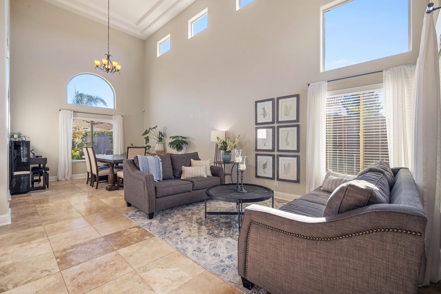 3213 Hillglen Ave, Modesto, CA 95355