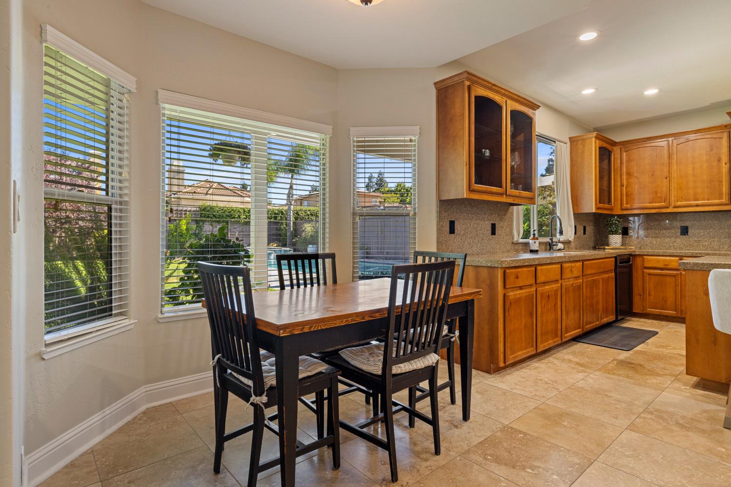 3213 Hillglen Ave, Modesto, CA 95355