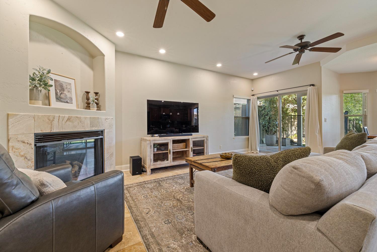 3213 Hillglen Ave, Modesto, CA 95355
