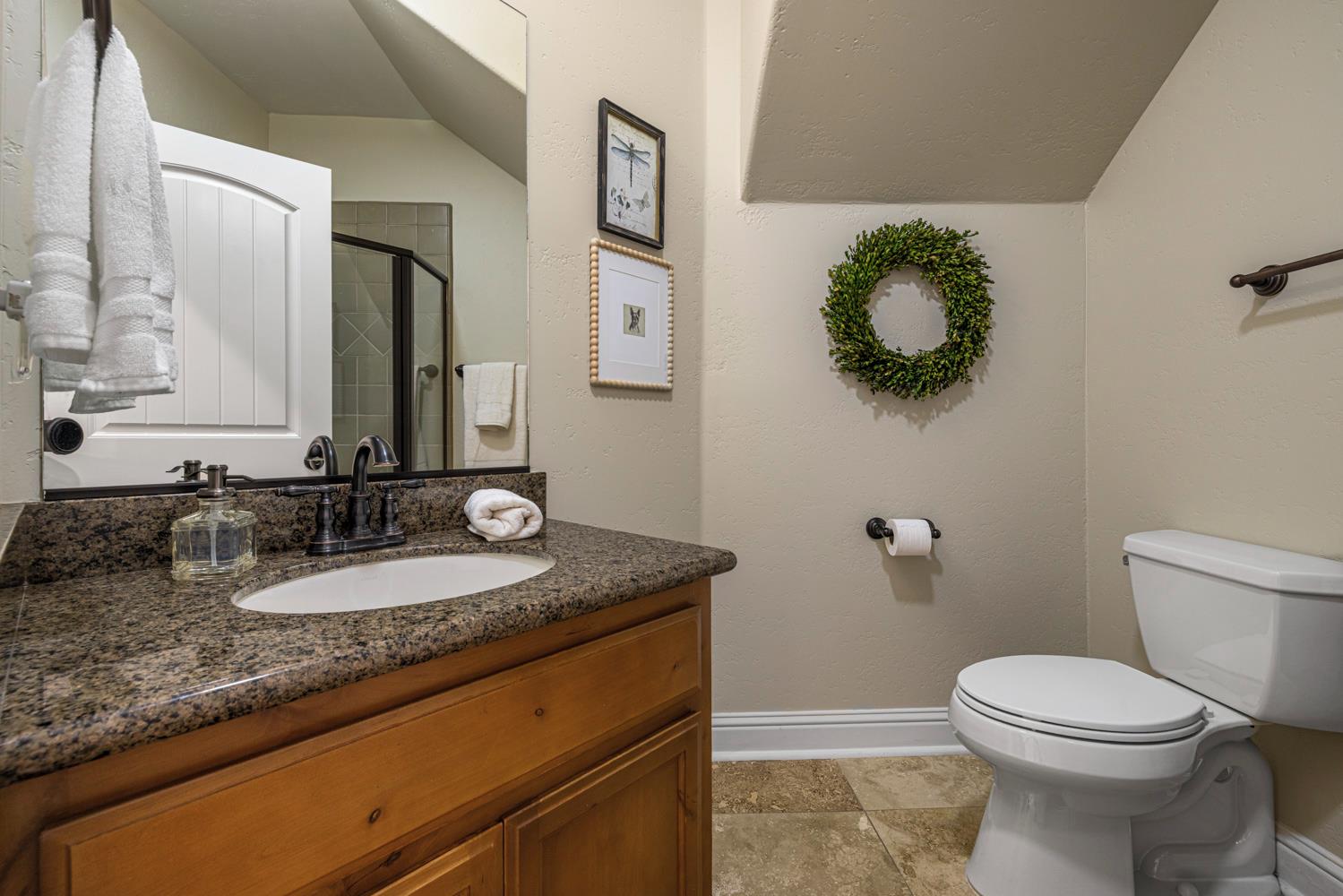 3213 Hillglen Ave, Modesto, CA 95355