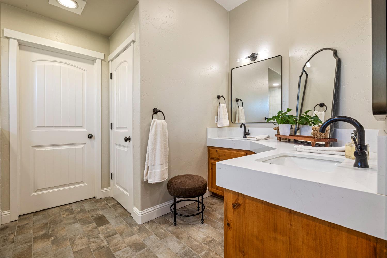 3213 Hillglen Ave, Modesto, CA 95355