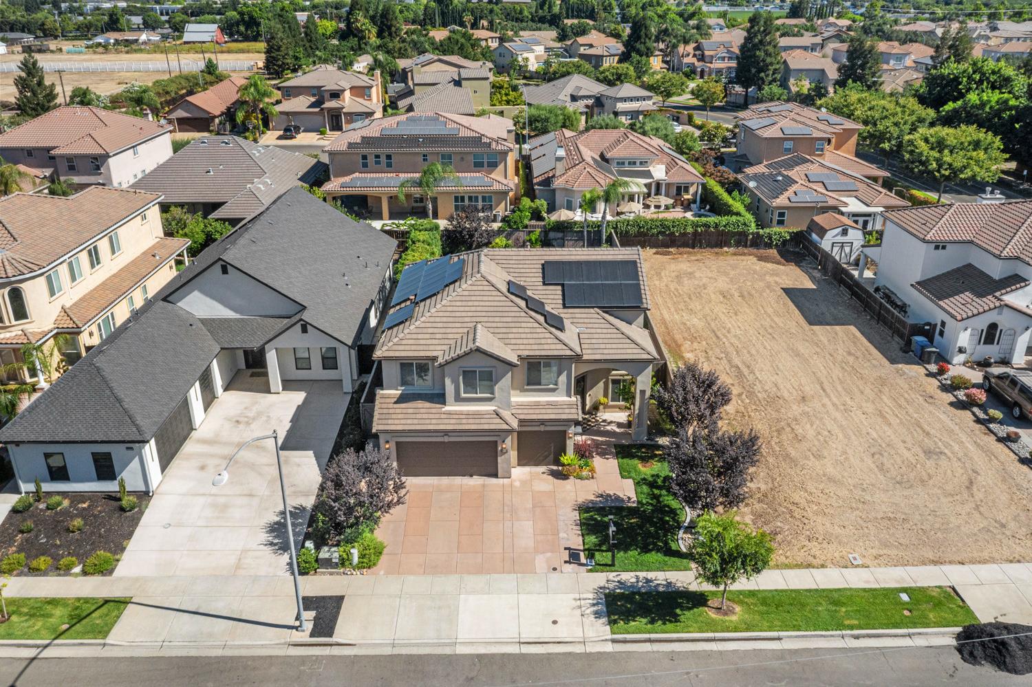 3213 Hillglen Ave, Modesto, CA 95355