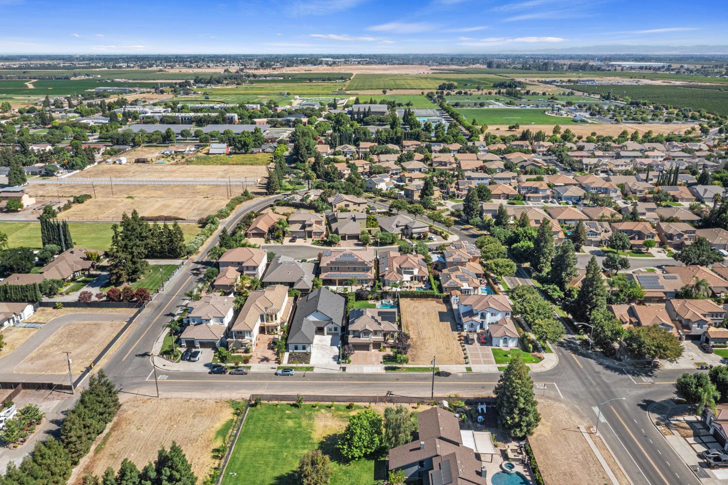 3213 Hillglen Ave, Modesto, CA 95355