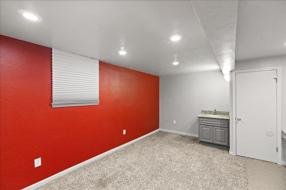 2509 Sherwood Ave, Modesto, CA 95350