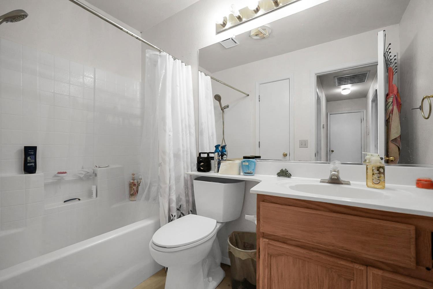 10141 Tracy Ln, Delhi, CA 95315
