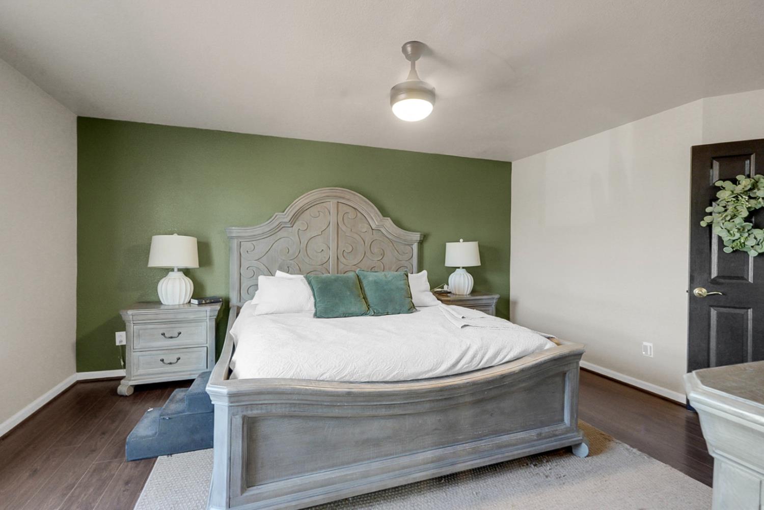 1443 Longhorn Ln, Patterson, CA 95363
