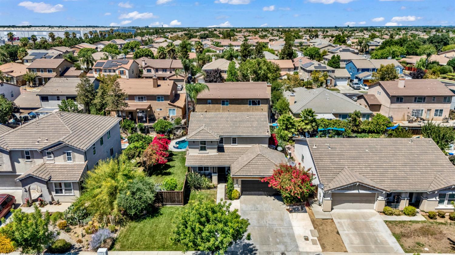 1443 Longhorn Ln, Patterson, CA 95363