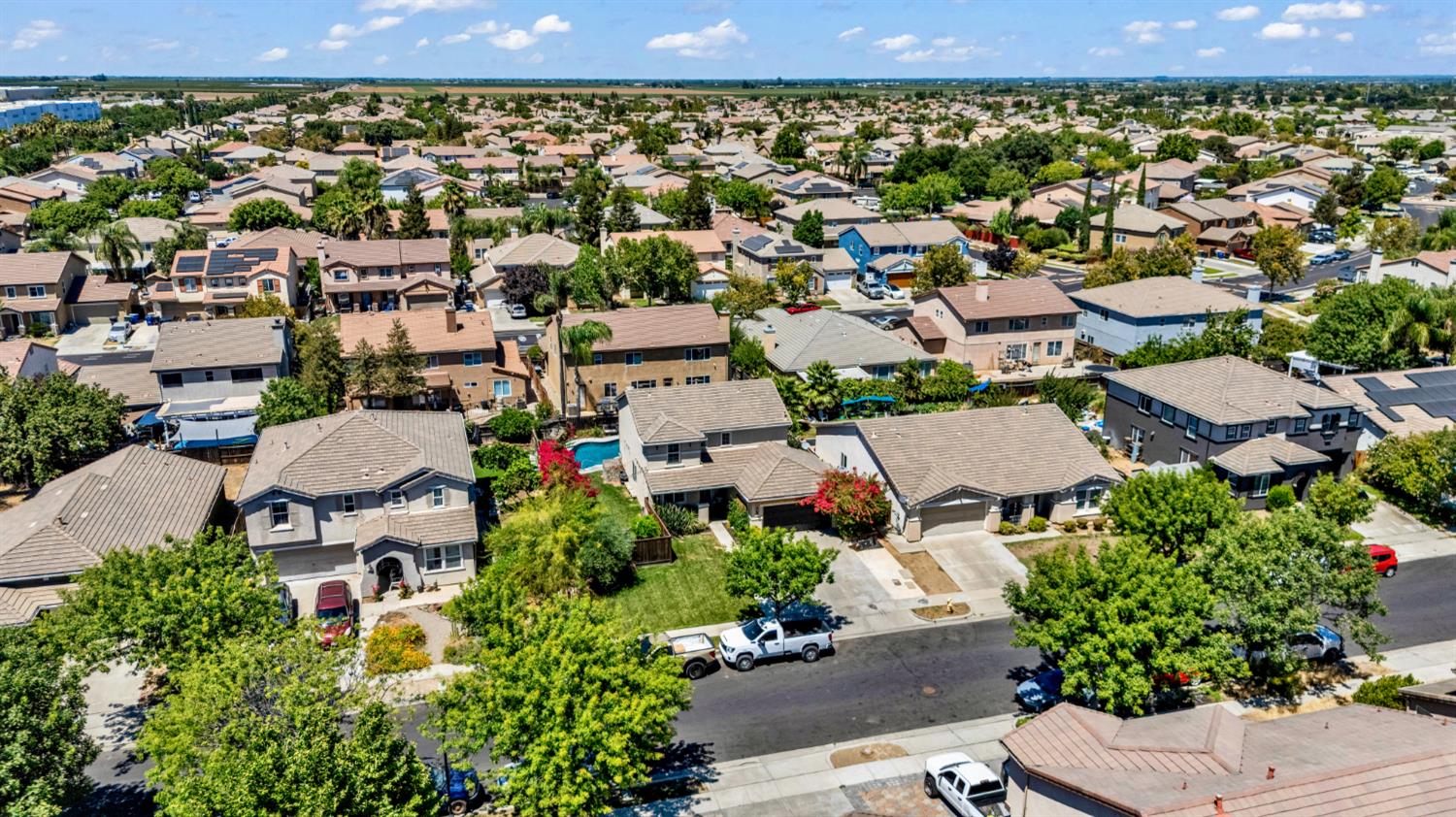 1443 Longhorn Ln, Patterson, CA 95363