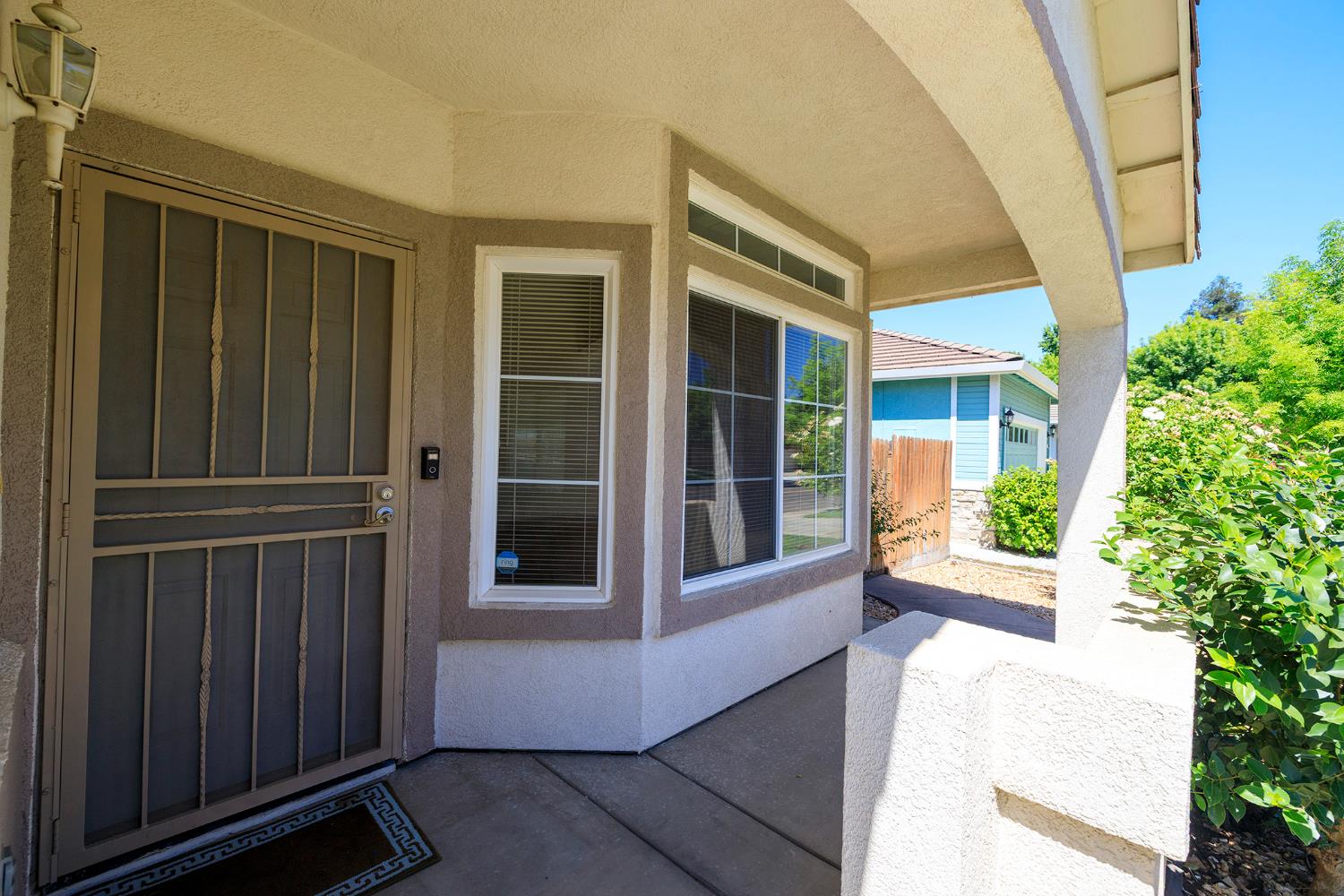 3377 Four Seasons Dr, Turlock, CA 95382