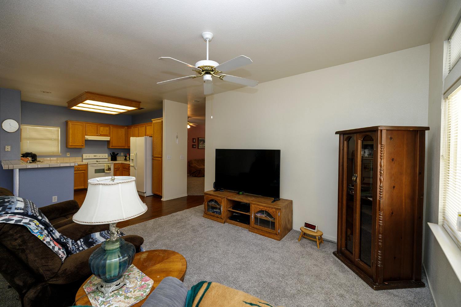 3377 Four Seasons Dr, Turlock, CA 95382