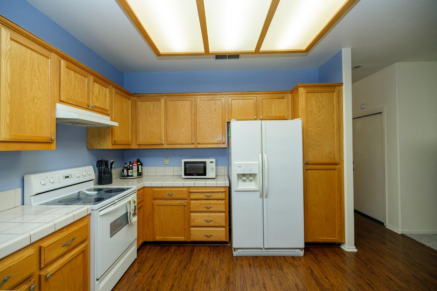 3377 Four Seasons Dr, Turlock, CA 95382