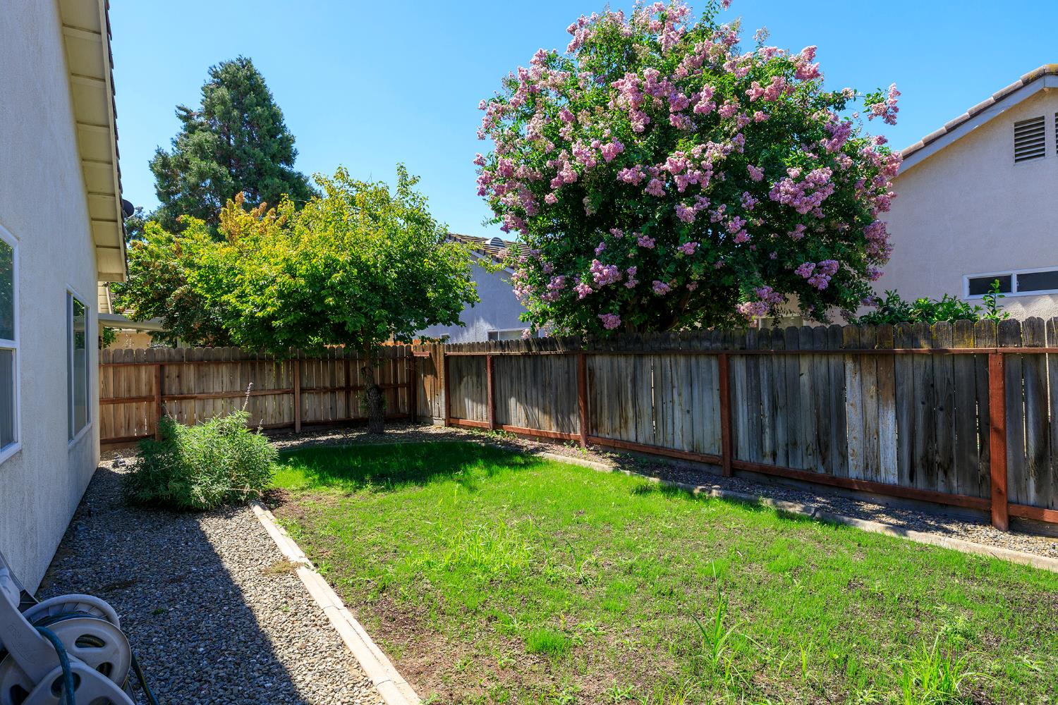 3377 Four Seasons Dr, Turlock, CA 95382