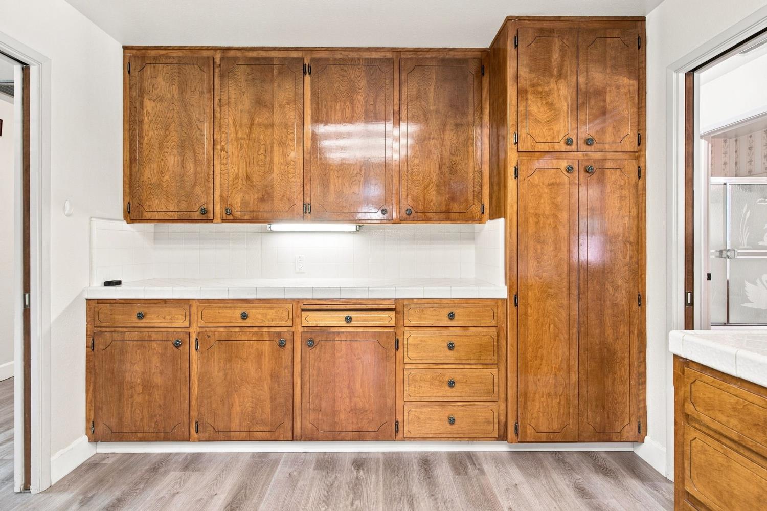 2421 Acorn Ln, Ceres, CA 95307